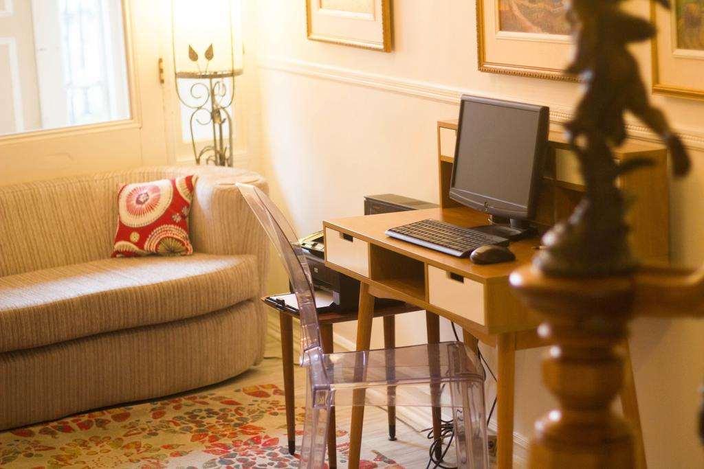 Hotel Champlain Quebec City Room photo