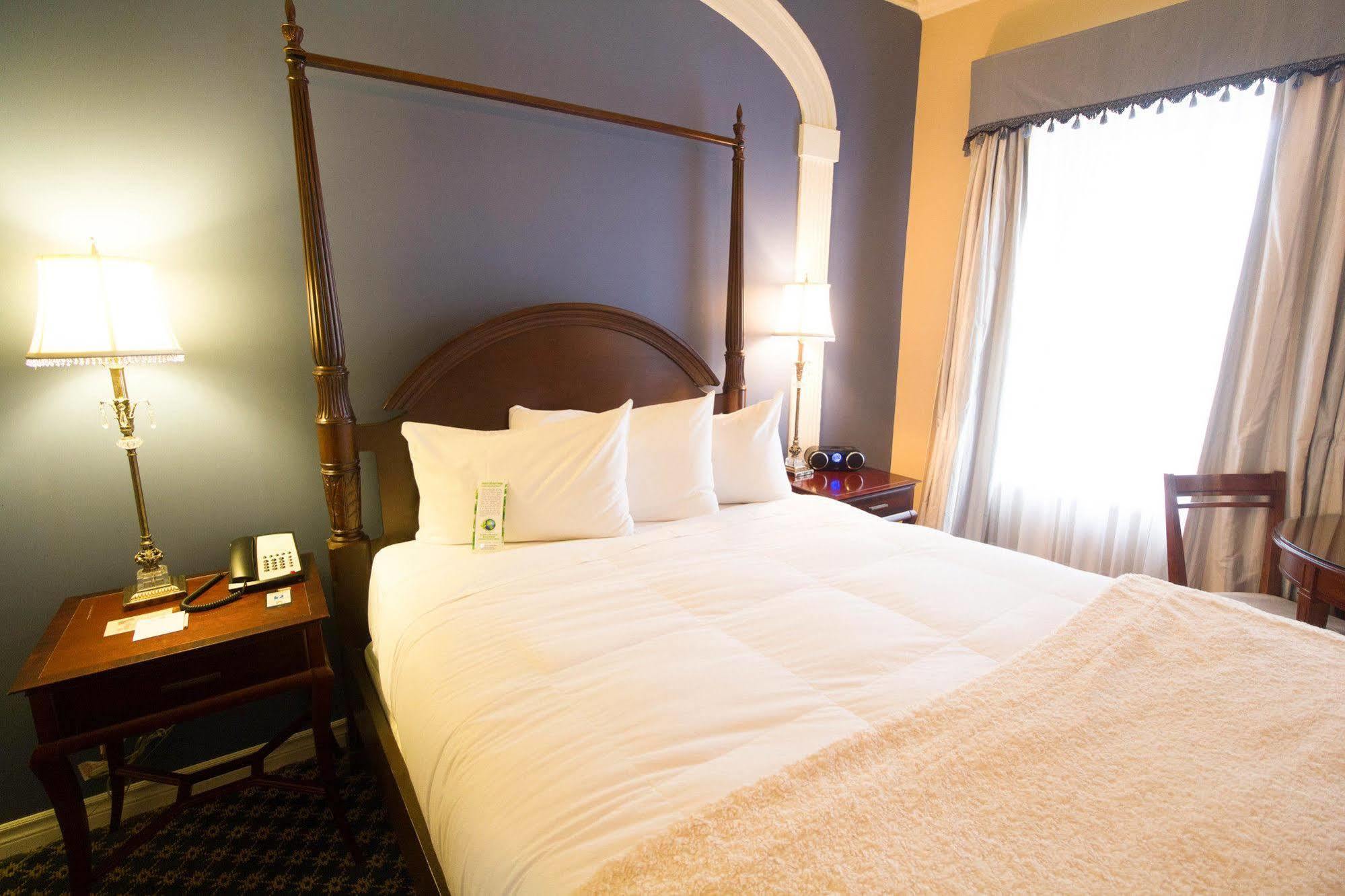 Hotel Champlain Quebec City Exterior photo